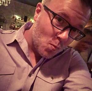 Meet your Posher, Ian